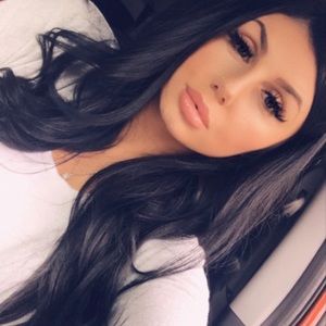 Meet your Posher, Marisa